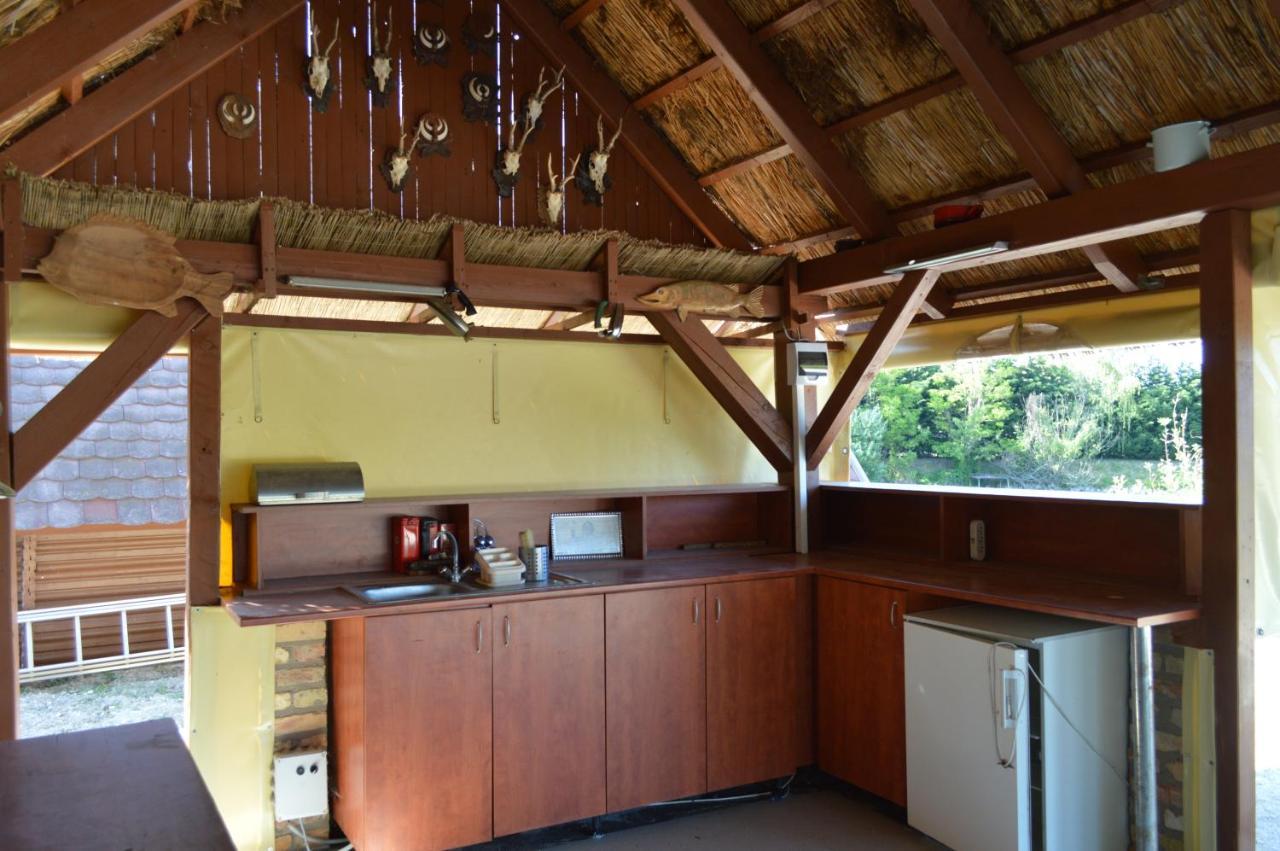 Intertranscoop Lake House Vámosszabadi Dış mekan fotoğraf