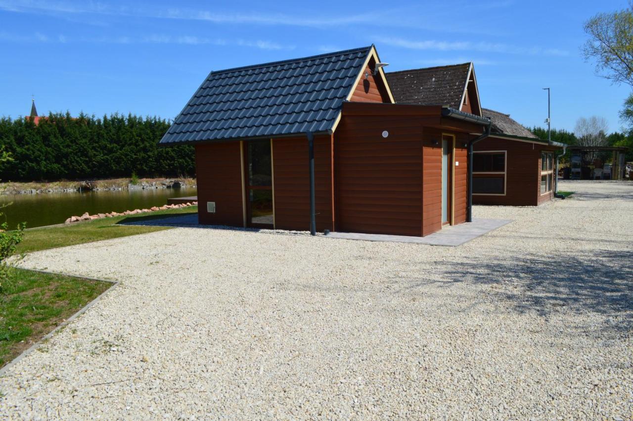 Intertranscoop Lake House Vámosszabadi Dış mekan fotoğraf
