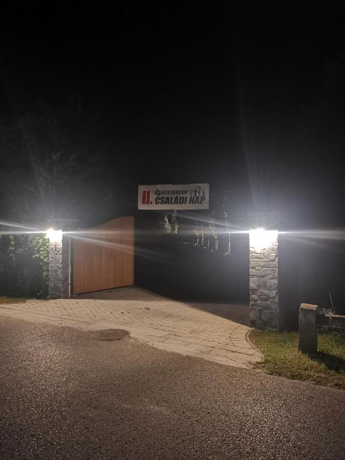 Intertranscoop Lake House Vámosszabadi Dış mekan fotoğraf